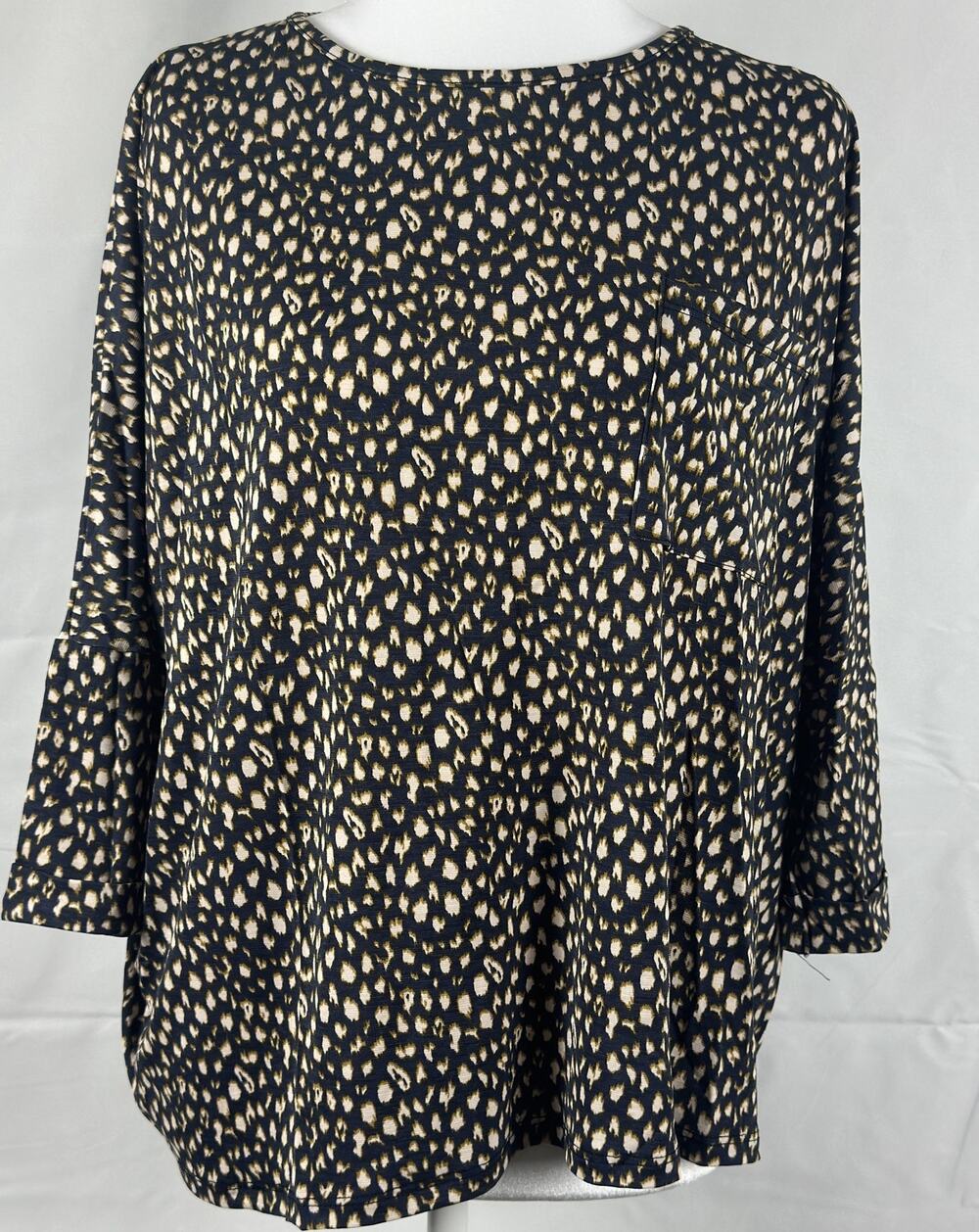 NWT L.I.A Love Is All Flowy Abstract Spot Print Blouse – Size S Fall, Workwear